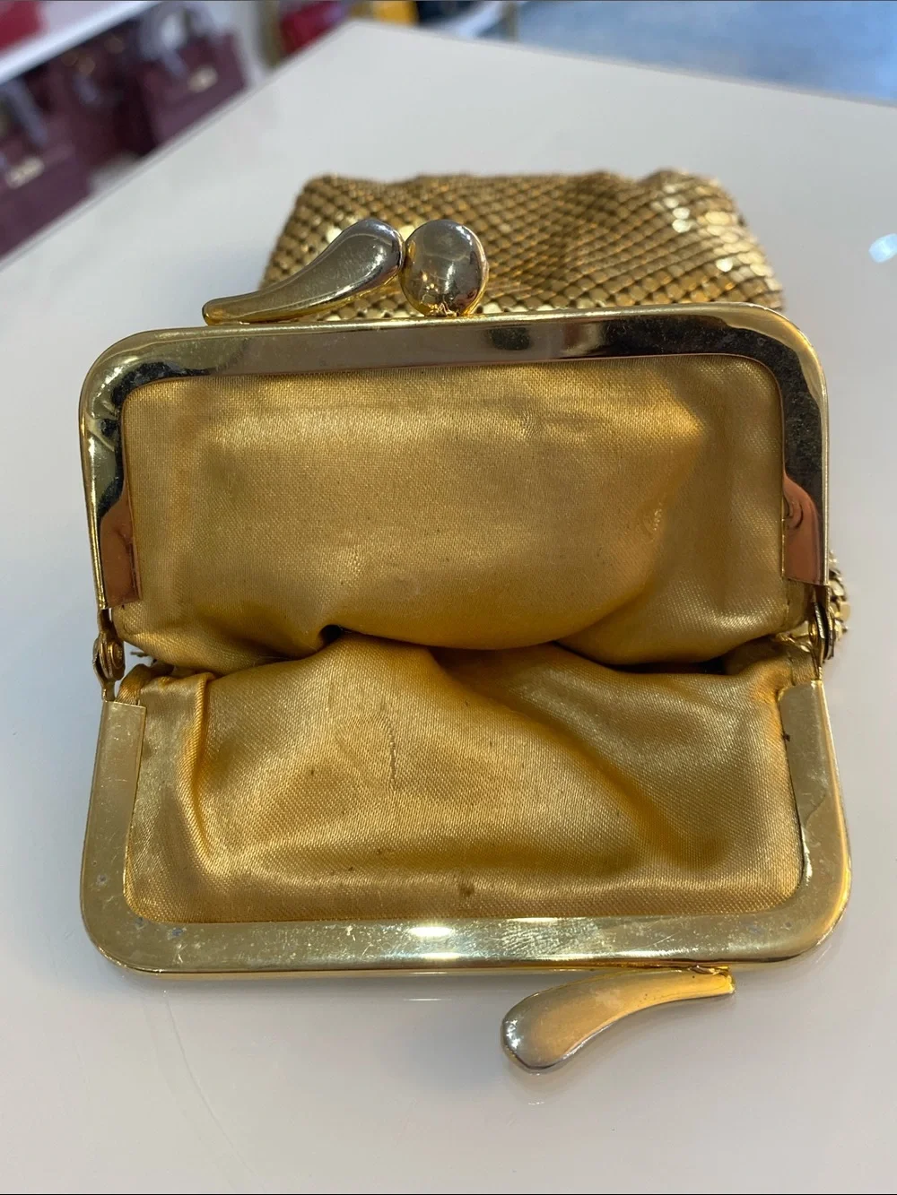 Joan rivers mesh gold tone metal kiss lock bag